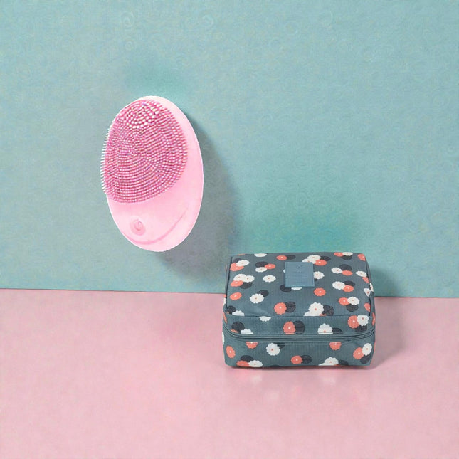 Pack Limpiador Facial Eléctrico y Cosmetiquero Flores